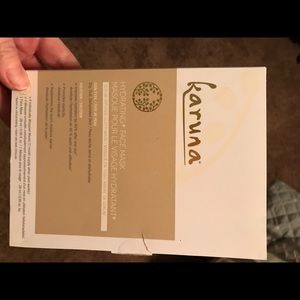 Brand new 4 sheet masks